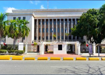Imagen del edificio que aloja el Ministerio de Educación de la República Dominicana.