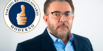 Foto de Guillermo Moreno electo candidato a Senador por el Distrito Nacional por el Prtido Revolucionario Moderno (PRM).