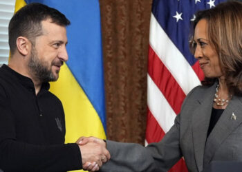 Zelenski recibe apoyo de Biden y Harris para continuar la defensa de Ucrania