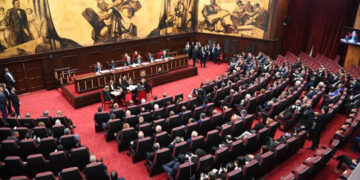 FP y PLD rechazan asistir a proclamación de la nueva Constitución
