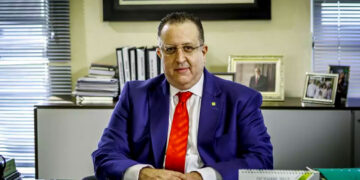 Magín Díaz: reforma de 1.5% del PIB no resuelve problema fiscal- Noticias Diarias 24/7