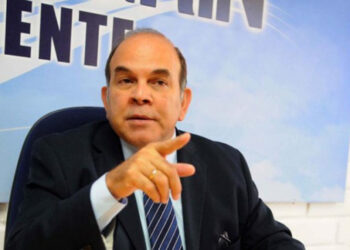 Pelegrín Castillo rechaza acuerdo marítimo RD-Países Bajos