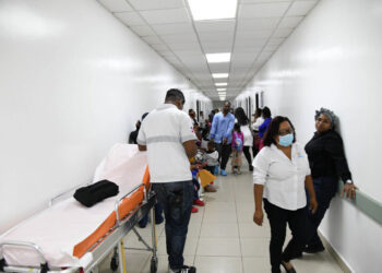 Enfermedades febriles lideran alertas en sistema epidemiológico dominicano