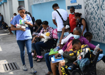 Hospitales reportan aumento en enfermedades respiratorias y otras dolencias