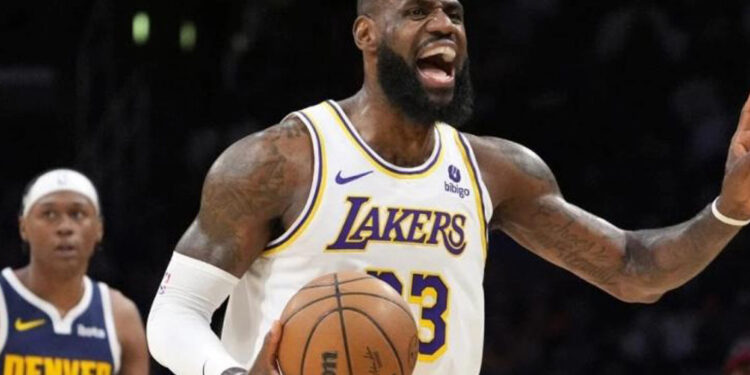LeBron James apoya a Kamala Harris y pide el voto para ella