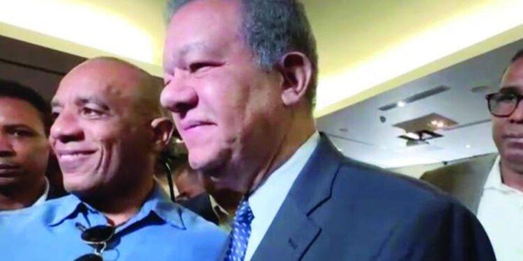 Leonel Fernández respalda propuesta de concordia nacional y pide agenda clara