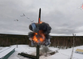 Rusia prueba misil hipersónico "Oreshnik" contra Ucrania