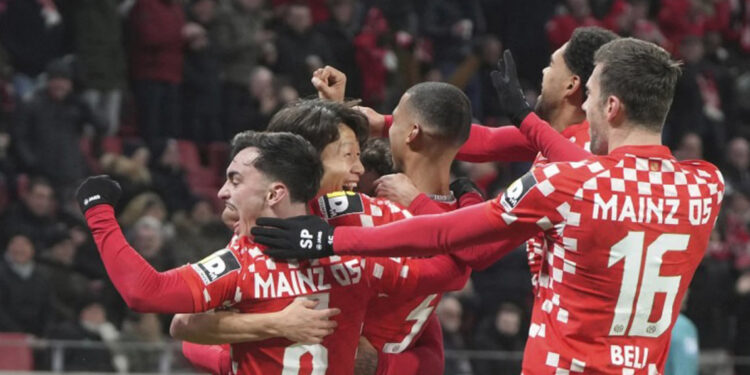 Bayern sufre su primera derrota en la Bundesliga con Vincent Kompany