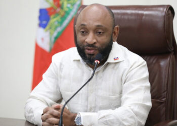 Destituyen a ministro de Salud de Haití tras ataque mortal en hospital