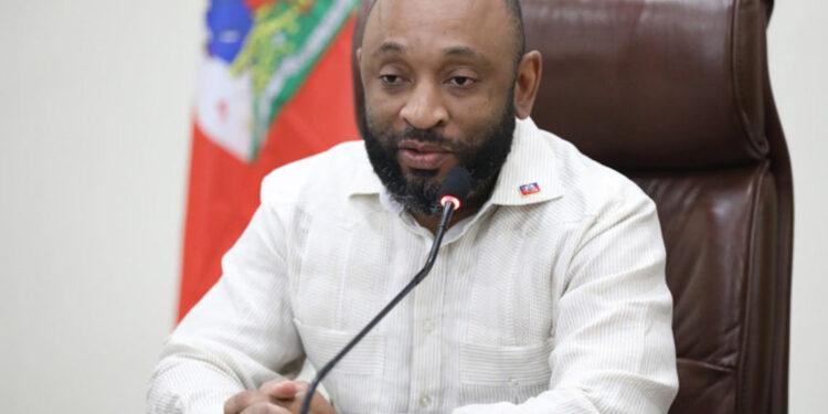 Destituyen a ministro de Salud de Haití tras ataque mortal en hospital