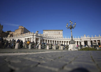 El Vaticano inicia apertura de 'Puertas Santas' para el Jubileo 2025