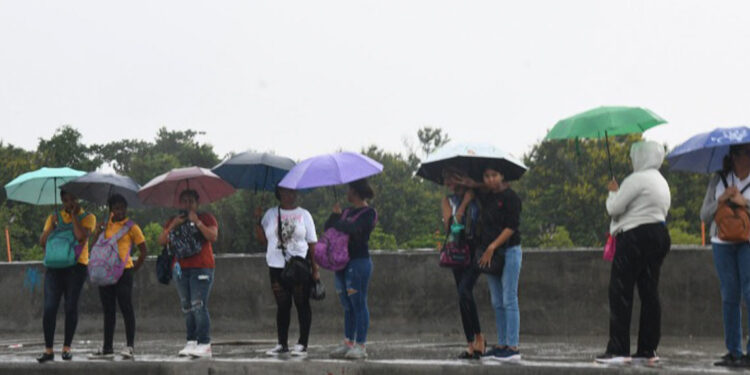 Indomet prevé lluvias moderadas por vaguada y anuncia temperaturas frescas