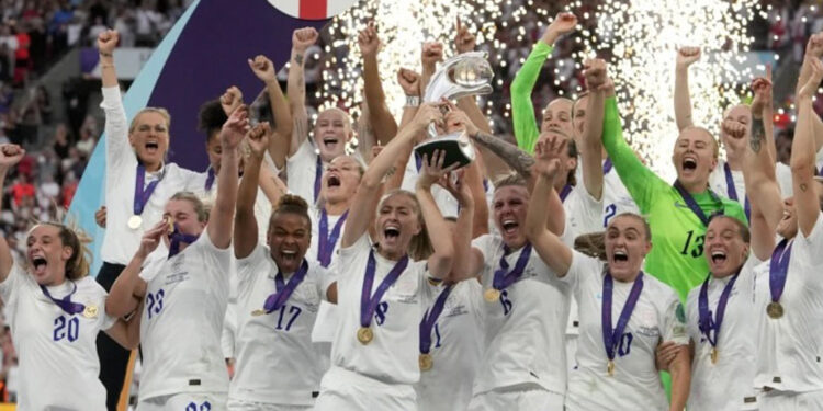 La UEFA duplica premios para la Eurocopa Femenina 2025