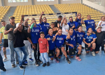 La Vega conquista título nacional de balonmano superior