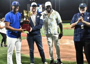 Licey conquista la Serie Titanes del Caribe tras vencer a las Águilas 4-3