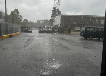 Lluvias moderadas y tronadas se esperan en varias regiones del país