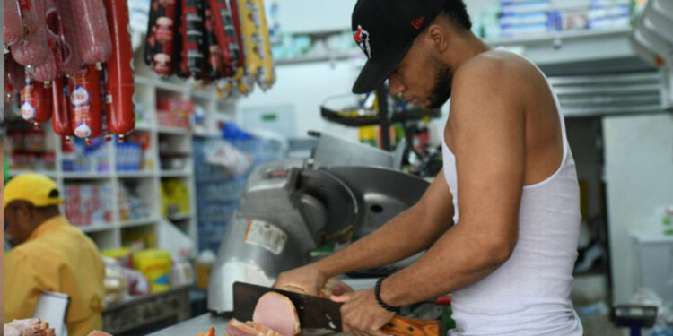 Preocupan altos precios de alimentos en Cristo Rey