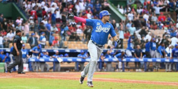 Ramón Hernández: Un Caballero en el Diamante