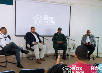 Realizan panel sobre impacto del alcohol y velocidad en accidentes
