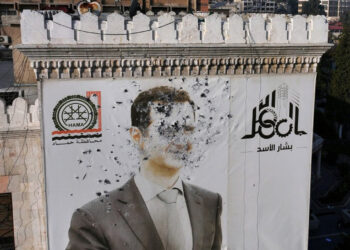 Rebeldes avanzan en Siria y cercan la ciudad de Homs