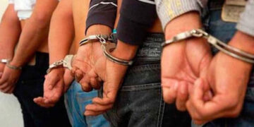 Venezolanos detenidos con fusil en el Naco ligados a red de trata MC Girasol