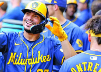 Willy Adames firma por 7 años y US$182 millones con los Gigantes