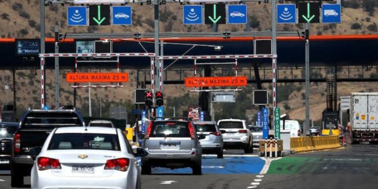 Aumentan peajes en varios países para mejorar carreteras