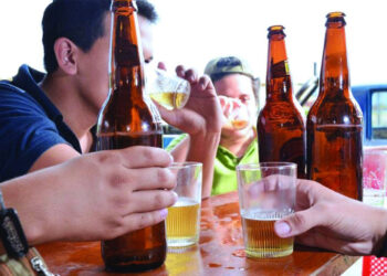 Clúster de Alcohol respalda regular horario de venta de alcohol