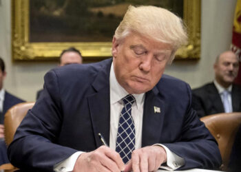 Donald Trump rechaza acuerdo presupuestario en el Congreso