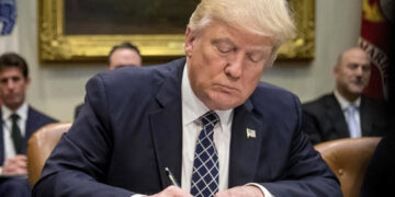 Donald Trump rechaza acuerdo presupuestario en el Congreso