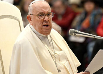 El Papa Francisco Lamenta las Víctimas y Destrucción por Incendios en Los Ángeles