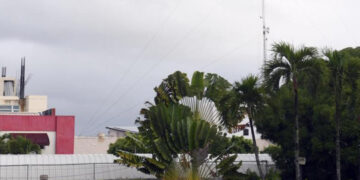 Frente frío provoca lluvias débiles y fuerte oleaje en RD