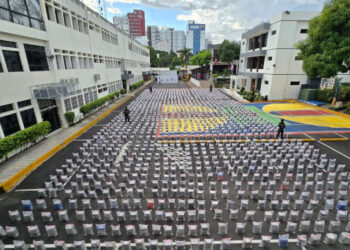 Incautan 9.8 toneladas de cocaína en operativo récord con más de 40 allanamientos