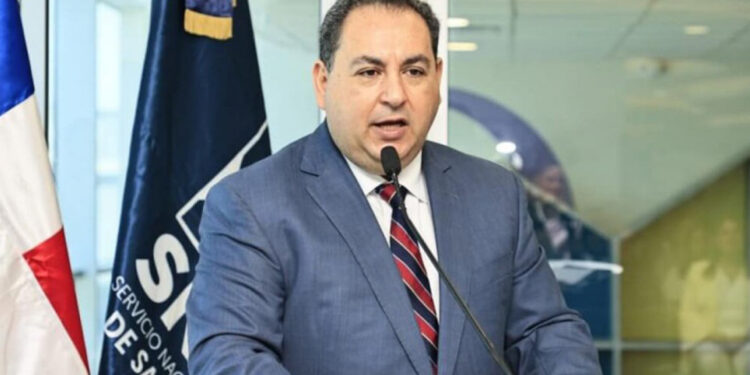 Juramentan a nuevos directores en hospitales de Valdesia y Cibao