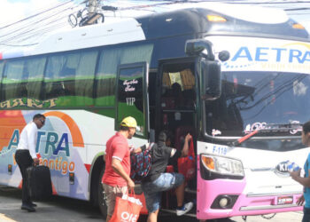 Peajes suben, pero pasajes a provincias no aumentan
