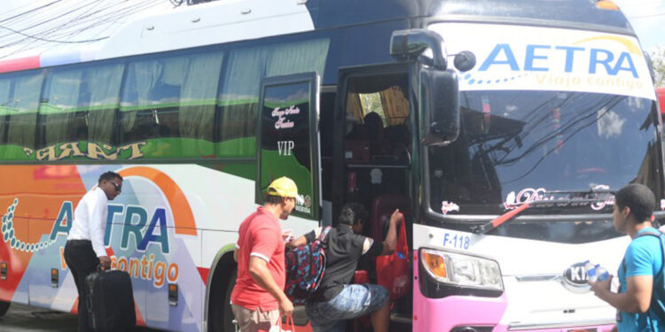 Peajes suben, pero pasajes a provincias no aumentan
