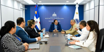 Acuerdan reforzar seguridad sanitaria en puntos de control migratorio