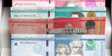 Aumento del 20% al salario mínimo se aplicará en dos partidas