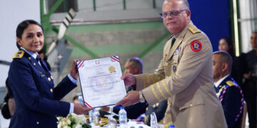Fuerza Aérea Dominicana celebra 77 años con graduación y honores