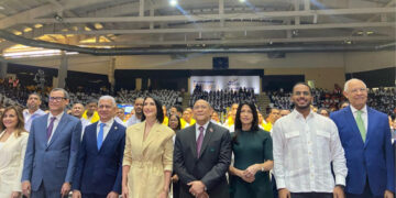 Graduadas del Infotep vencen discapacidad visual y logran su sueño