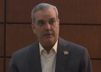 Luis Abinader sobre aumento salarial: “Hoy gana el país”