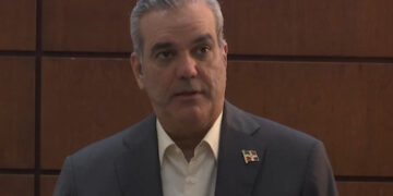 Luis Abinader sobre aumento salarial: “Hoy gana el país”