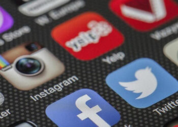 ONU advierte que retrocesos en verificación de redes fomentan el odio