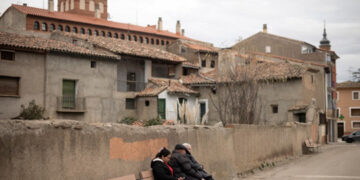 Refugiados revitalizan un pueblo español al borde del abandono