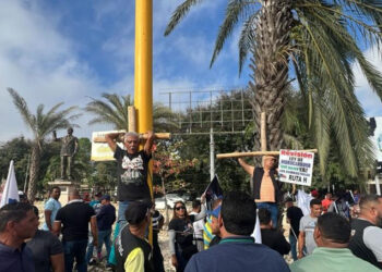 Transportistas de Santiago protestan por inclusión en nuevo sistema vial