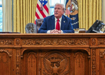 Trump inicia su segundo mandato con un 47 % de aprobación, según Gallup