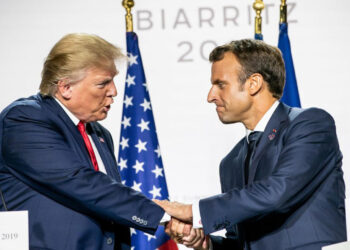 Trump y Macron sostienen llamada "amistosa" antes de reunión europea