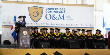 Universidad O&M gradúa 1,913 nuevos profesionales en su 101.ª investidura