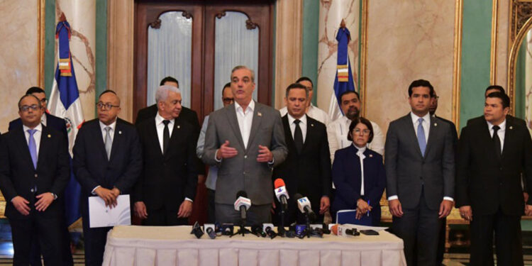 Yeni Berenice es elegida procuradora general de la República