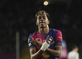 Barcelona avanza a cuartos de la Champions con brillante Yamal